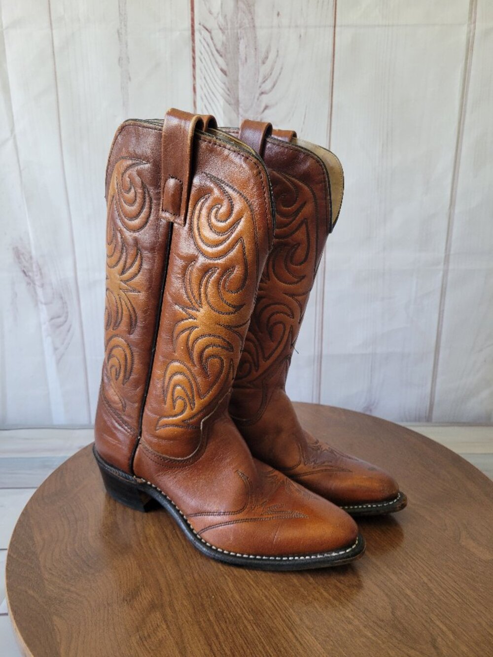 Texas Brand Vintage Women’s 7 Brown Leather Western Pull-on Boots, Made in USA,
